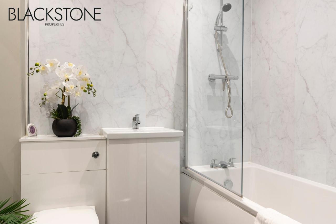Champagne House - 4 Bed Property Plus 2 Sofa Beds By Bpne Darlington (Durham) Exterior foto