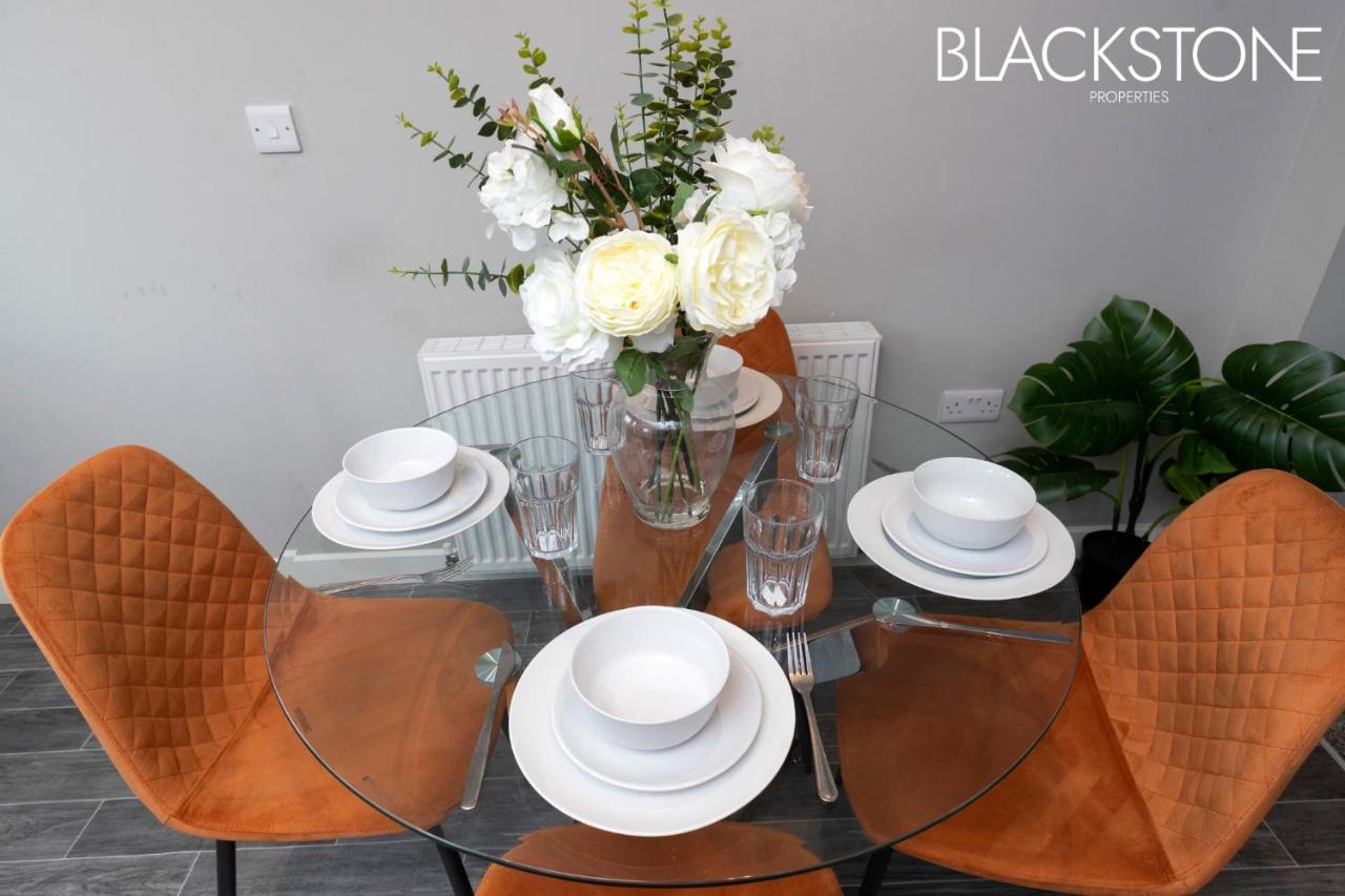 Champagne House - 4 Bed Property Plus 2 Sofa Beds By Bpne Darlington (Durham) Exterior foto