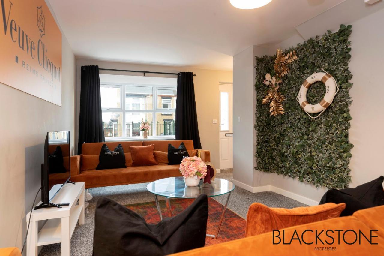 Champagne House - 4 Bed Property Plus 2 Sofa Beds By Bpne Darlington (Durham) Exterior foto