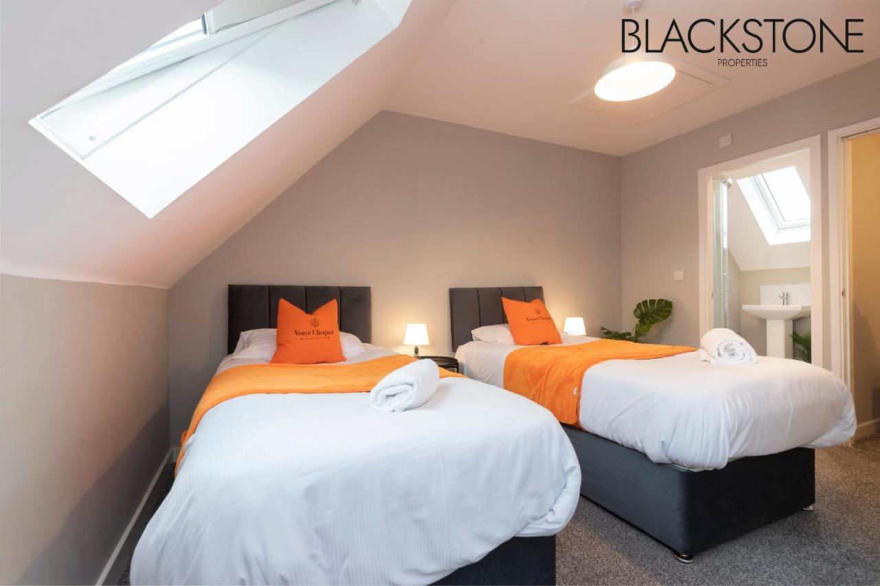 Champagne House - 4 Bed Property Plus 2 Sofa Beds By Bpne Darlington (Durham) Exterior foto