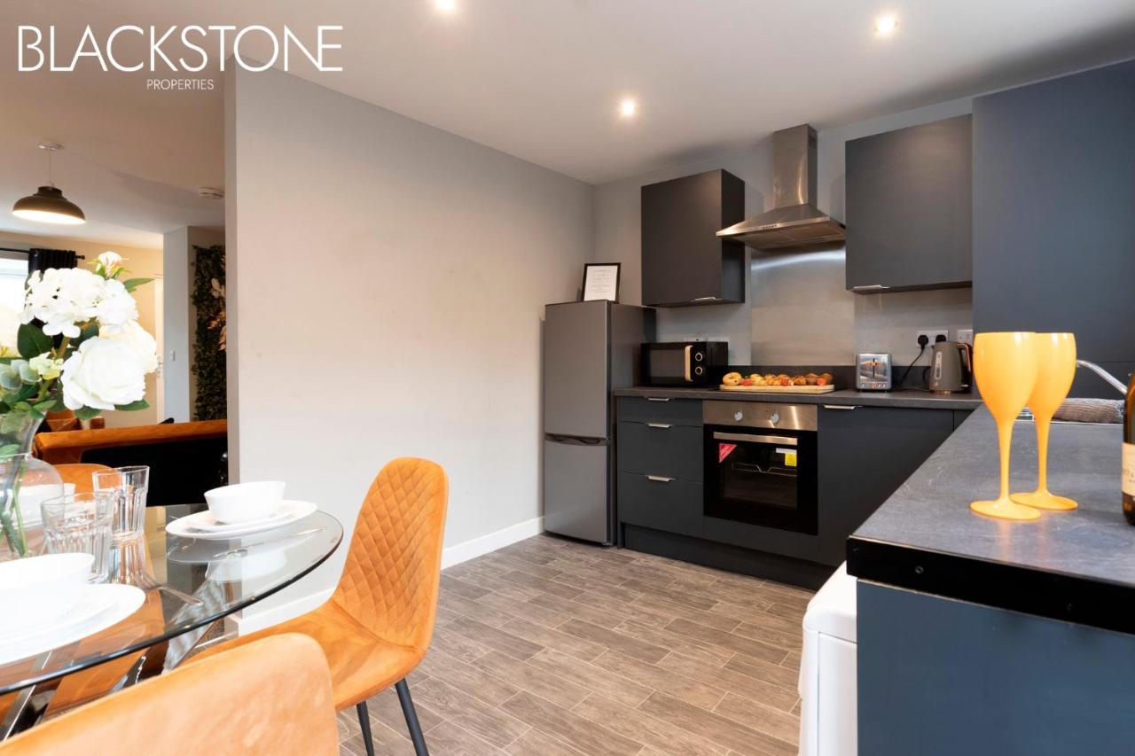 Champagne House - 4 Bed Property Plus 2 Sofa Beds By Bpne Darlington (Durham) Exterior foto